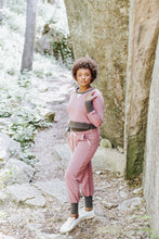 Load image into Gallery viewer, Rose Brown Sweatshirt