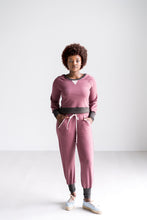 Load image into Gallery viewer, Rose Brown Sweatshirt